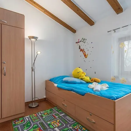 וילה Spacious Perkovic With Private Pool And Jacuzzi *