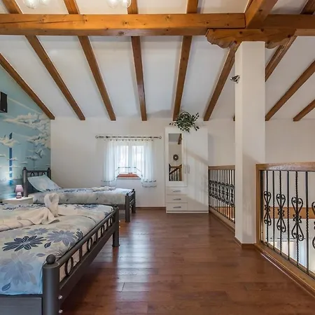 וילה Spacious Perkovic With Private Pool And Jacuzzi *